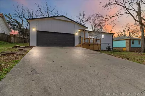 510 Talley St, Tahlequah, OK 74464