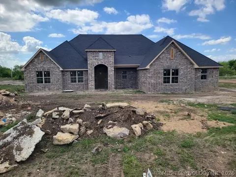 20644 S Brentwood Ave, Claremore, OK 74019