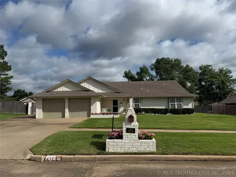 433 Keats St, Muskogee, OK 74403