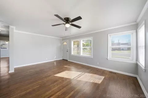 Living - 5335 E 4th Ter S, Tulsa, OK 74112 photo 1 of 1