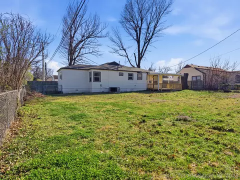 Exterior - 5335 E 4th Ter S, Tulsa, OK 74112 photo 8 of 8