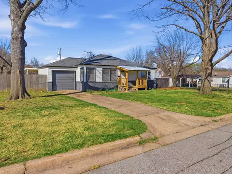 Exterior - 5335 E 4th Ter S, Tulsa, OK 74112 photo 2 of 8