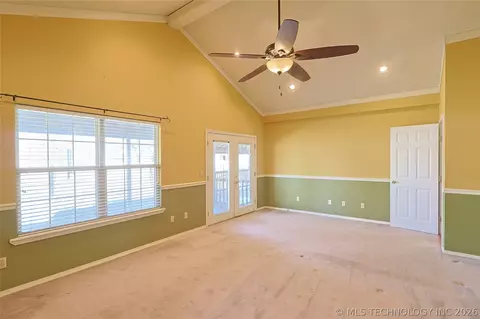 Bedroom - 1002 W Knisley Ave, Checotah, OK 74426 photo 1 of 4