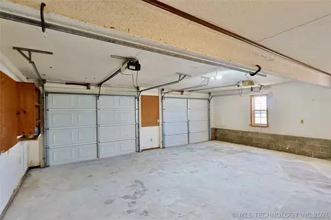 Other - 1002 W Knisley Ave, Checotah, OK 74426 photo 4 of 5