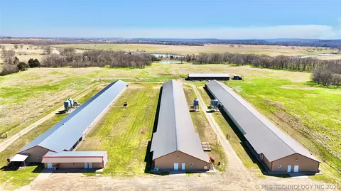 30607 S Fish Creek Rd, Stigler, OK 74462