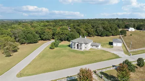 9433 S 282nd East Ave, Broken Arrow, OK 74014