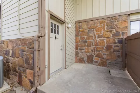 6364 S 80th East Avenue G, Tulsa, OK 74133