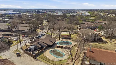 View/Area - 6364 S 80th East Avenue G, Tulsa, OK 74133 photo 4 of 5