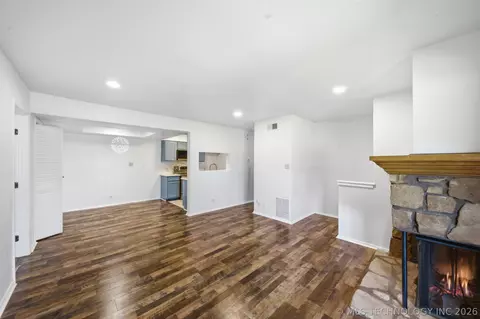 Living - 6364 S 80th East Avenue G, Tulsa, OK 74133 photo 1 of 5