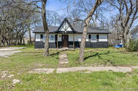 606 W Cherokee St, Marietta, OK 73448