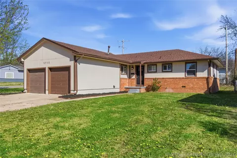 5715 E 28th St, Tulsa, OK 74114