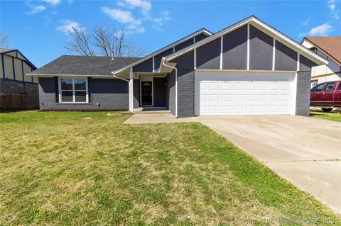 8418 N 117th East East Ave, Owasso, OK 74055