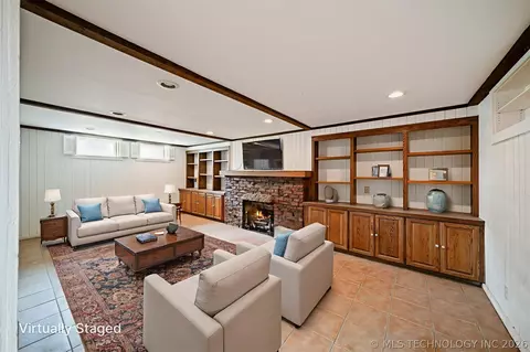Living - 2429 E 22nd Pl, Tulsa, OK 74114 photo 5 of 5