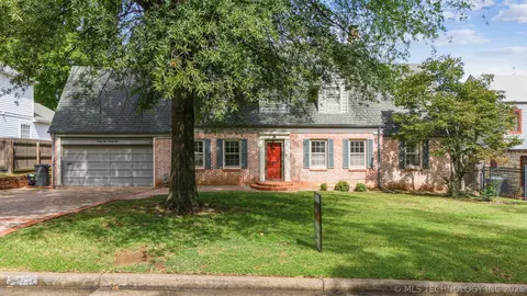 Exterior - 2429 E 22nd Pl, Tulsa, OK 74114 photo 2 of 4