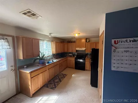 699 Cox Ln, Bennington, OK 74723 photo 2
