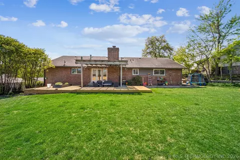 Exterior - 3803 E 60th St, Tulsa, OK 74135 photo 3 of 8