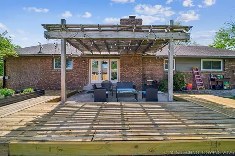 Exterior - 3803 E 60th St, Tulsa, OK 74135 photo 7 of 8