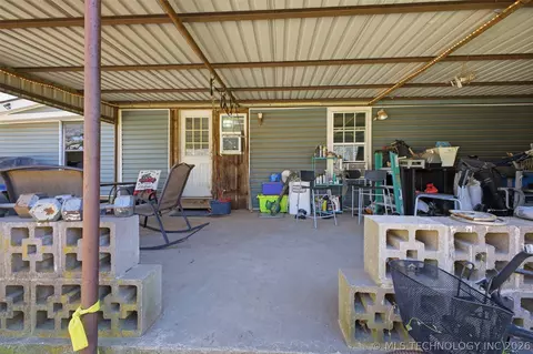 Exterior - 804 E Gardena, Ada, OK 74820 photo 3 of 7