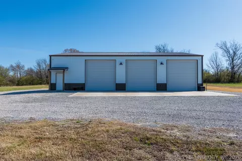 9195 E 580 Rd, Catoosa, OK 74015