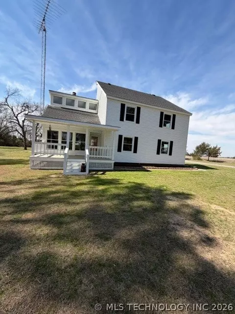 7180 Country Holw, Holdenville, OK 74848