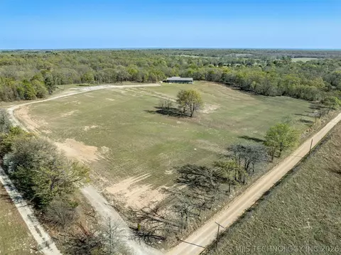 488 Rock House Rd, Bennington, OK 74723
