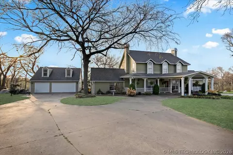 22972 Woodridge Dr, Claremore, OK 74019