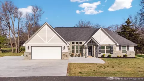 33262 Cardinal Dr, Afton, OK 74331