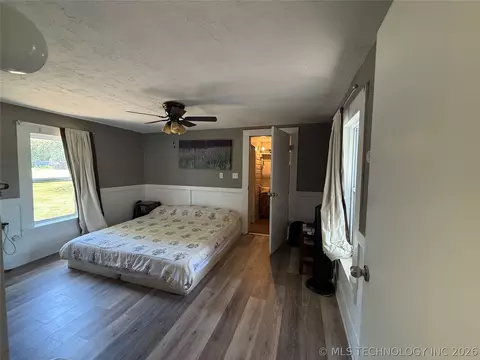 Bedroom - 220 E Audd Ave, Checotah, OK 74426 photo 3 of 4