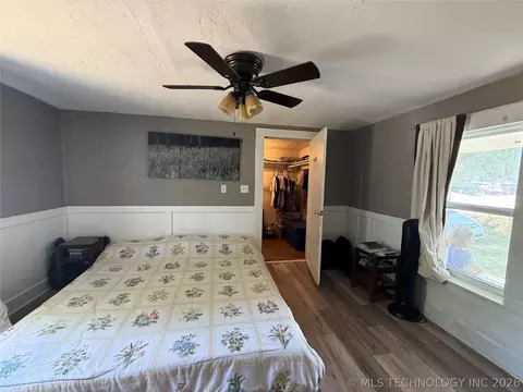 Bedroom - 220 E Audd Ave, Checotah, OK 74426 photo 2 of 4