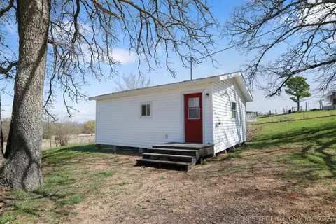 4079 Crooked Bridge Rd, Boswell, OK 74727