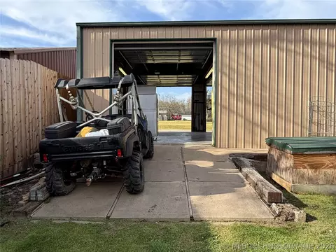 Other - 207 E Smith St, Henryetta, OK 74437 photo 12 of 12