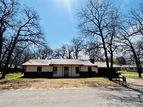 417308 Bridgeport Rd, Eufaula, OK 74432