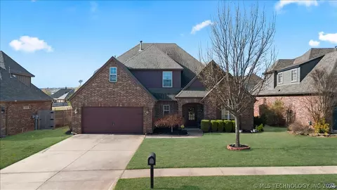16506 E 49th Pl, Tulsa, OK 74134
