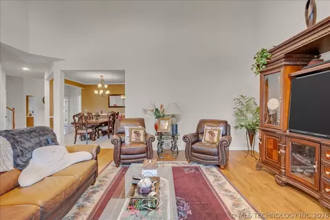 Living - 16506 E 49th Pl, Tulsa, OK 74134 photo 5 of 5