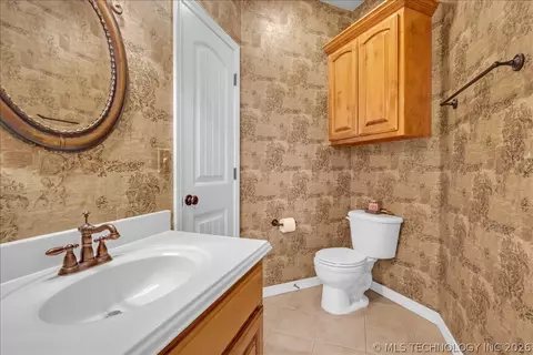Bath - 16506 E 49th Pl, Tulsa, OK 74134 photo 1 of 8