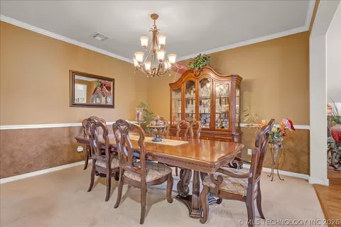 Dining - 16506 E 49th Pl, Tulsa, OK 74134 photo 1 of 3