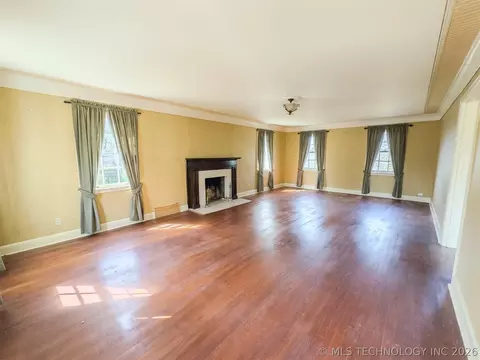 Living - 208 E Kings, Ada, OK 74820 photo 2 of 5