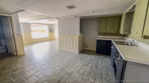 Other - 208 E Kings, Ada, OK 74820 photo 8 of 11