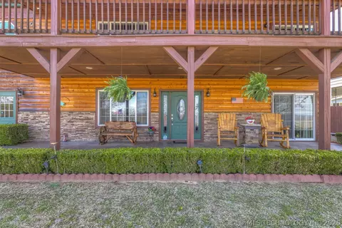 Exterior - 73785 S 340 Rd, Wagoner, OK 74467 photo 10 of 12