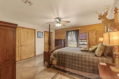 Bedroom - 73785 S 340 Rd, Wagoner, OK 74467 photo 2 of 6