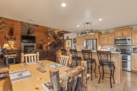 Dining - 73785 S 340 Rd, Wagoner, OK 74467 photo 2 of 2