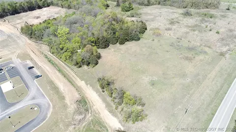 5 Eunice Burns Rd, Eufaula, OK 74432 photo 5