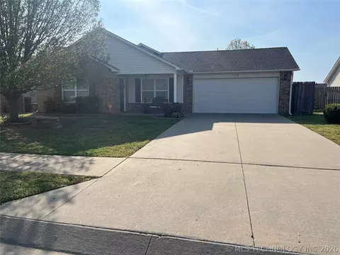 520 S Creek St, Skiatook, OK 74070