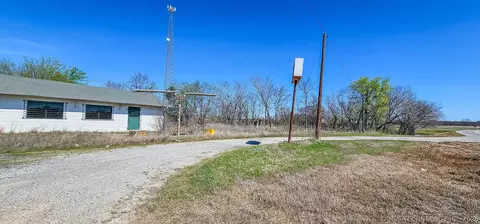 1 Hwy 9 W, Eufaula, OK 74432