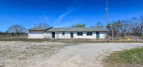 1 Hwy 9 W, Eufaula, OK 74432 photo 2
