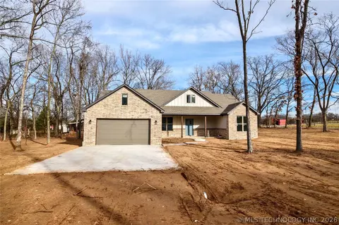 18835 W Hunters Ct, Park Hill, OK 74451