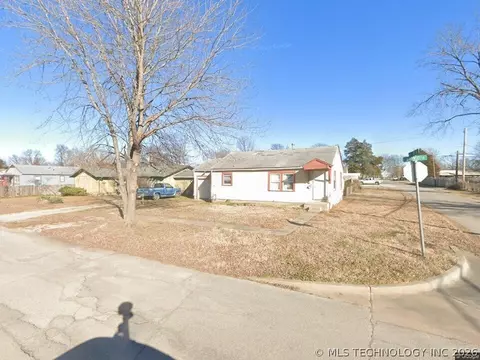 1300 N Wyandotte Ave, Dewey, OK 74029