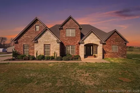20435 S 270 Rd, Morris, OK 74445
