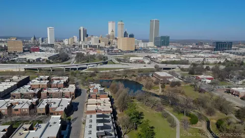 View/Area - 1129 E 7th Street B13, Tulsa, OK 74120 photo 3 of 11