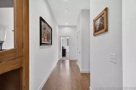 Entry Way - 1129 E 7th Street B13, Tulsa, OK 74120 photo 5 of 7